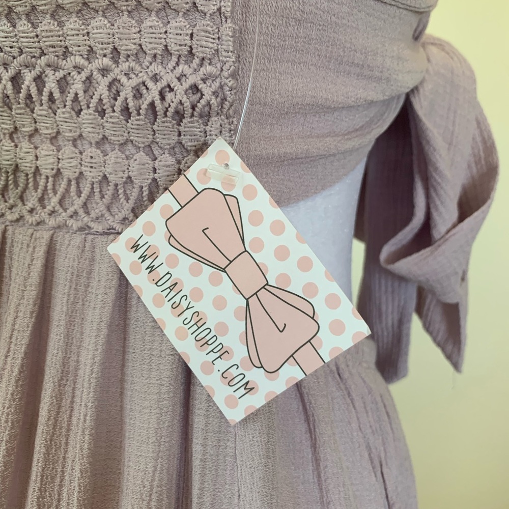 SOLD Daisy Shoppe San Clemente Lilac Lace Tie-Back Ruffle Dress size med Large - Picture 15 of 15